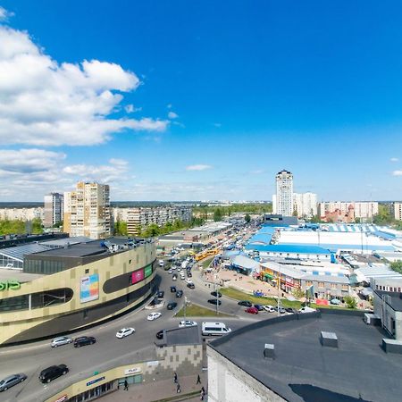 Kvartirkoff Na Obolonskom 40 Kyiv Exterior foto